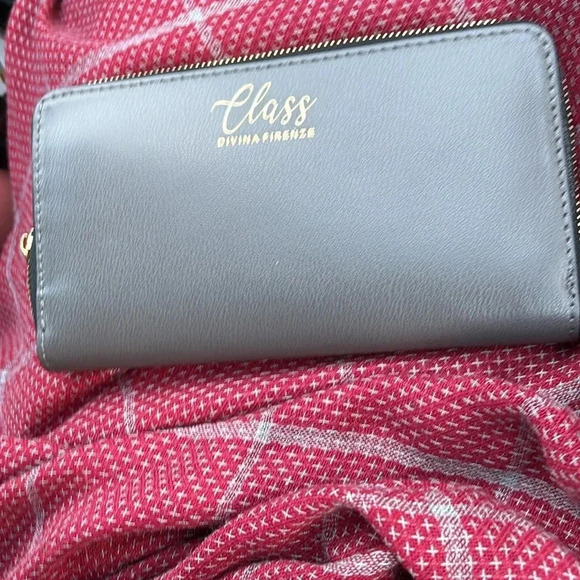 Divine Firenze Class  leader long zipper wallet - Picture 2 of 3